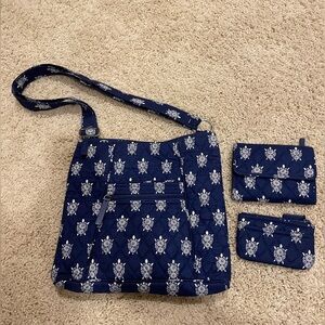 VERA BRADLEY Turtle themed crossbody with matching wallet and coin purse.